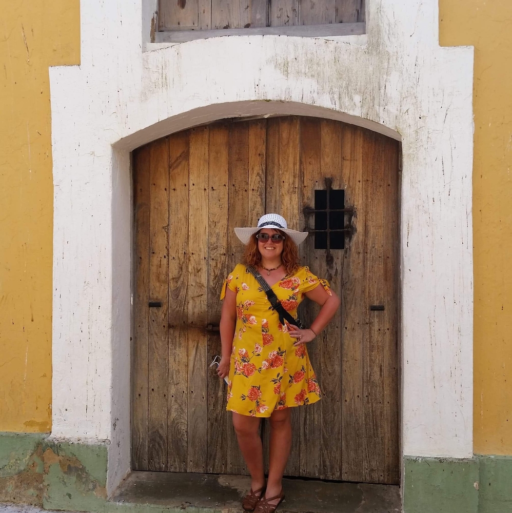 Meet your Posher, Holly